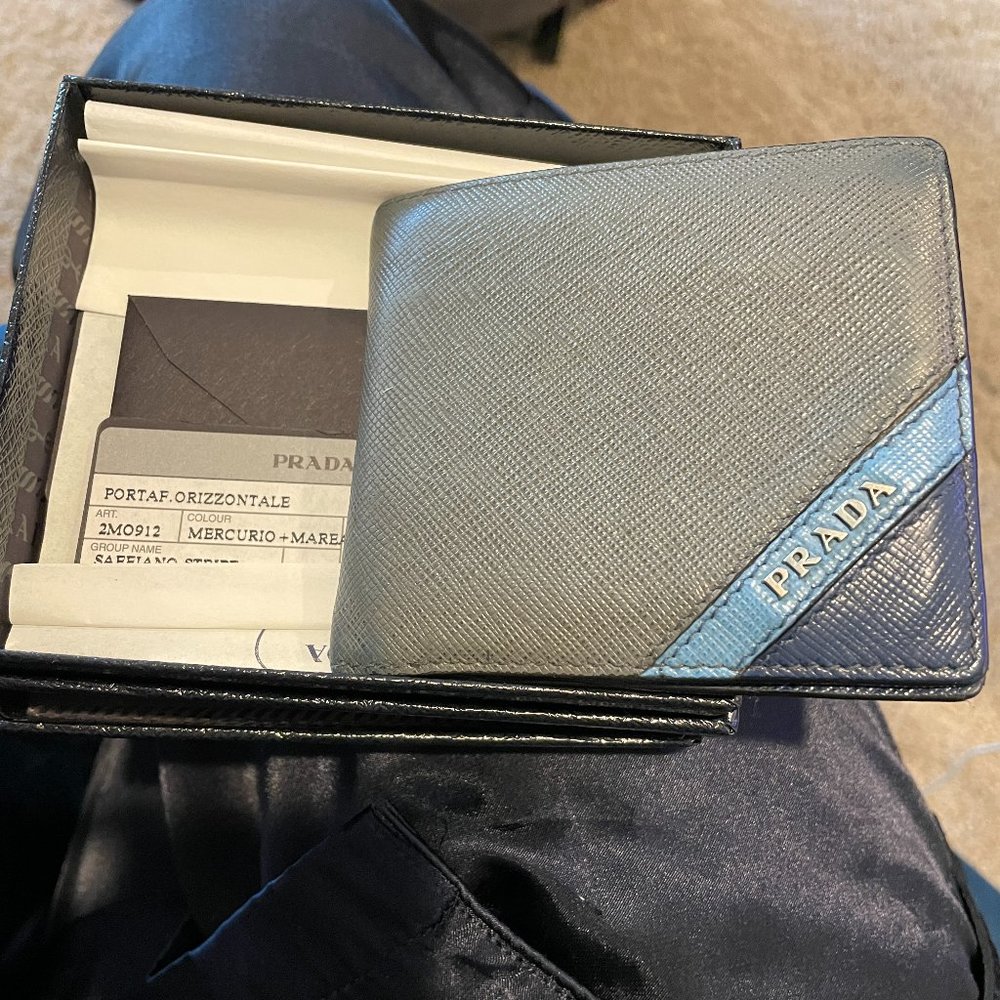 Men's Prada Leather Bi-fold Wallet Grey/Blue